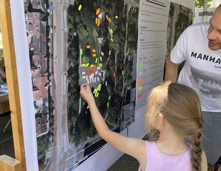 Veřejné setkání - náměstí Míru (zdroj fotografií: Útvar koncepce a rozvoje města Plzně) 19168404